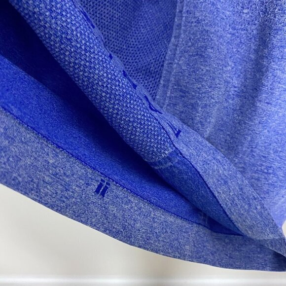 Fabletics Eureka Seamless Long Sleeve Active Shirt Blue - Picture 4 of 5